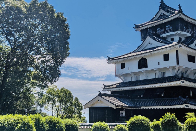 Iwakuni Tour: Kintaikyo Bridge, Castle Town & Seal Engraving