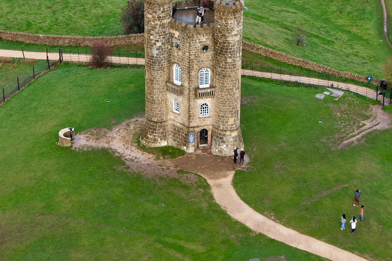 Oxford: Stonehenge and Bath Private Day Trip