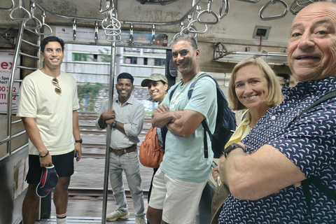 Mumbai Sightseeing and Dabbawalla Tour Private Tour