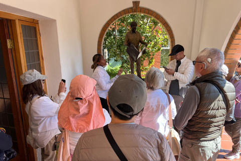 Johannesburg: Dining like Mandela Jazz Sunday & Tour