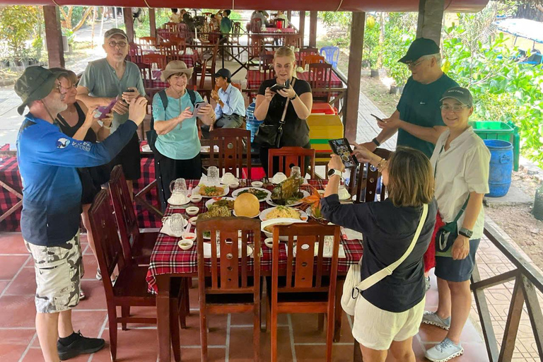 Ho Chi Minh City: 2-Day Floating Market & Mekong Delta Tour