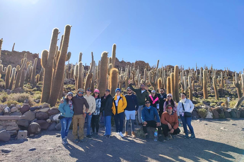 Uyuni Salt Flat: Bike Ride, Breakfast, Lunch, Sunset, Toast