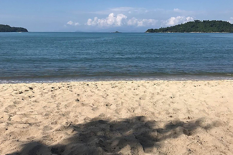São Gonçalo Beach: Tour to Pelado and Cedro Islands
