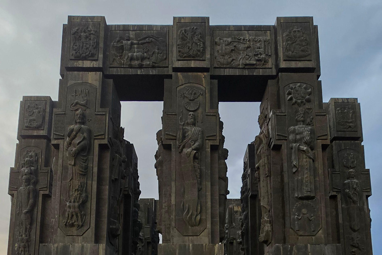 Tbilisi: Chronicles of Georgia, Jvari & Bazaleti Lake Tour