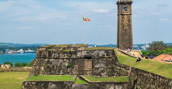Bentota: Galle Fort, Turtle Hatchery, & Moonstone Mine Tour