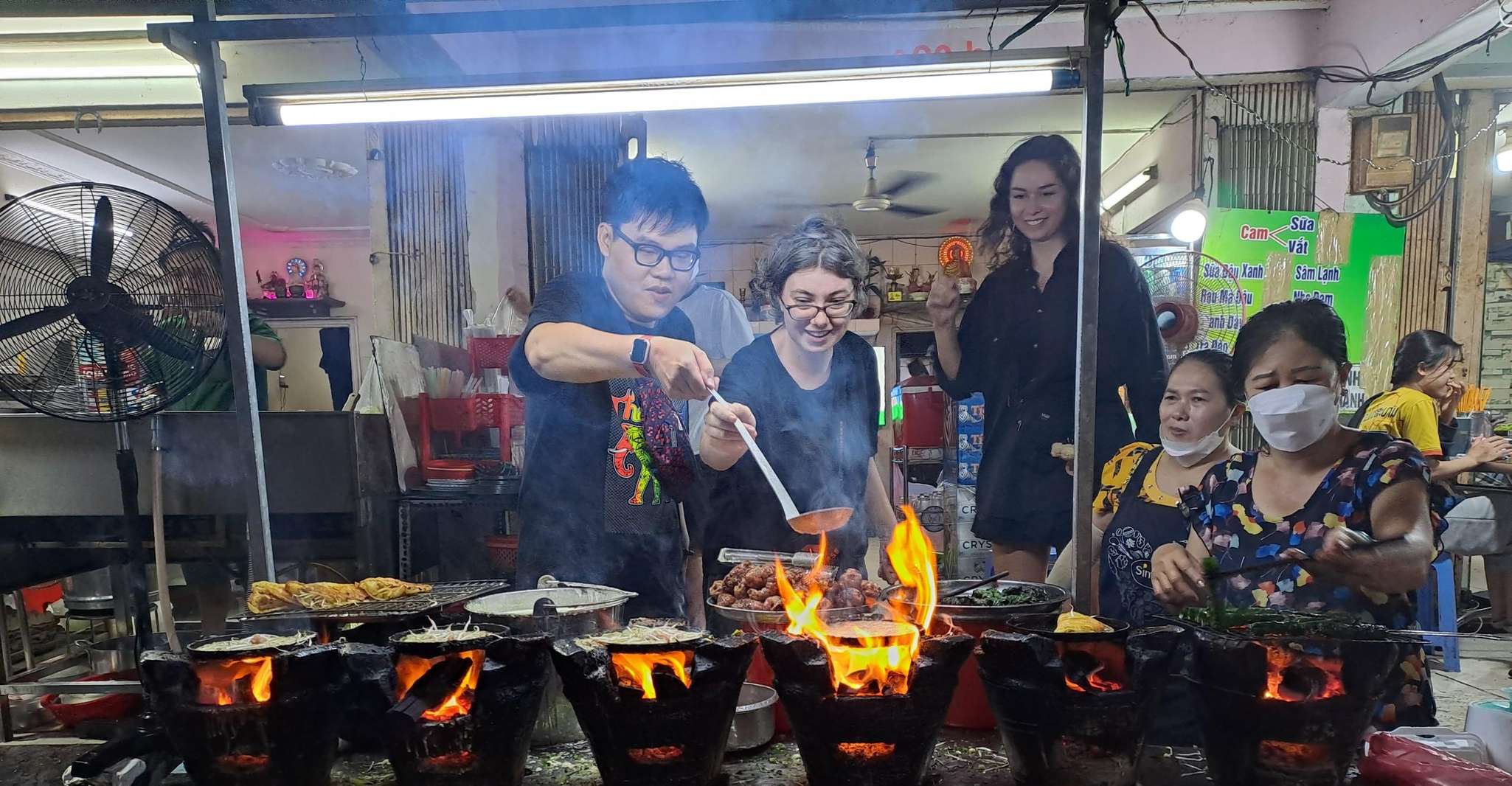 Ho Chi Minh City, Tournée gastronomique des Onze dégustations par Scooter - Hizvo