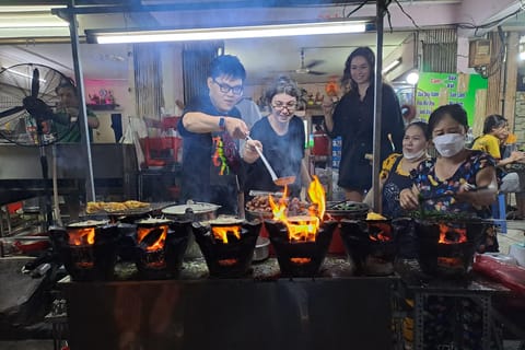 Ho Chi Minh City: Food Tour by Scooter with Eleven Tastings