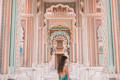 Pink City Captures: A Photographic Journey through Jaipur&#039;s