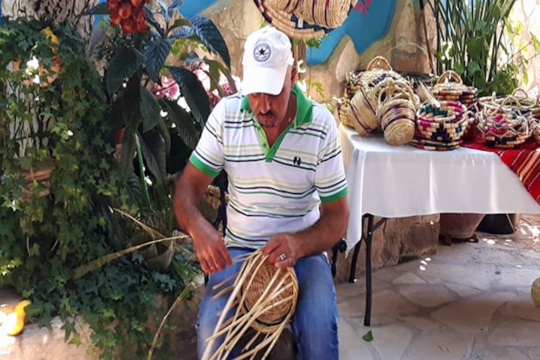 Desde Pafos: viaje cultural, artesanal y enológicoDesde Paphos: viaje cultural, artesanal y enológico