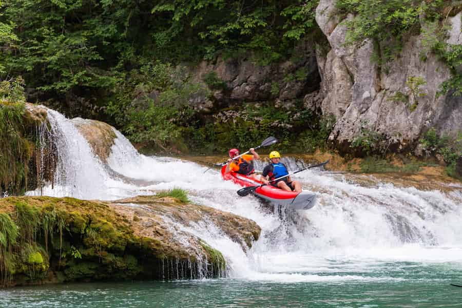 Mrežnica Wasserfälle Kajakfahren | Slunj - Rastoke - Plitvice. Foto: GetYourGuide Mrežnica Wasserfälle Kajakfahren | Slunj - Rastoke - Plitvice. Foto: GetYourGuide
