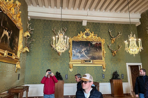 巴黎专属之旅：香波堡城堡高尔夫球车+纪念品小型货车（最多可载6人）