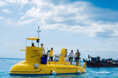 Zanzibar: tour in semisommergibile con vista subacqueaZanzibar: tour in semi-sottomarino con vista subacquea