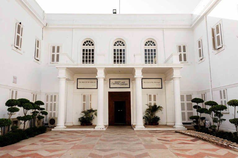 Deli: espetáculo de água e luzes de Akshardham e visita a Gandhi SmritiVisita guiada a Akshardham e Gandhi Smriti com a Velha Deli