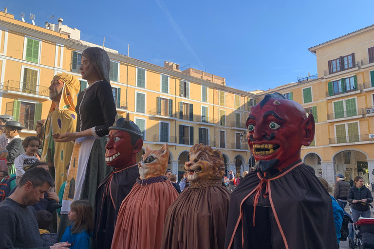 Palma de Mallorca: Private Guided Walking Tour with Tapas