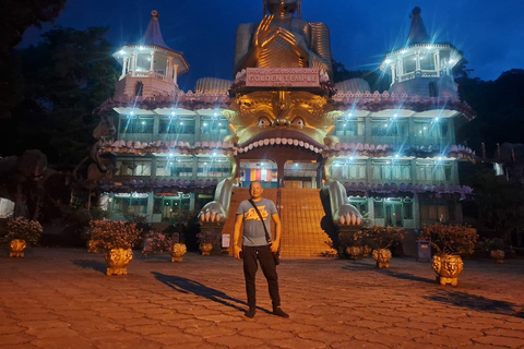 Vanuit Kandy: Sigiriya Transfer met Safari en Dambulla Rots