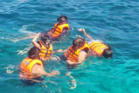 Boracay Private Island Hopping with Fishing & Island Explore Sunset Island Hopping with Fishing (4-7 Pax)