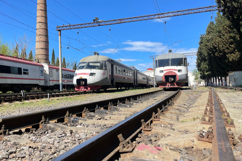 تبليسي: أسرار مترو الأنفاق والسكك الحديدية - جولة إرشادية