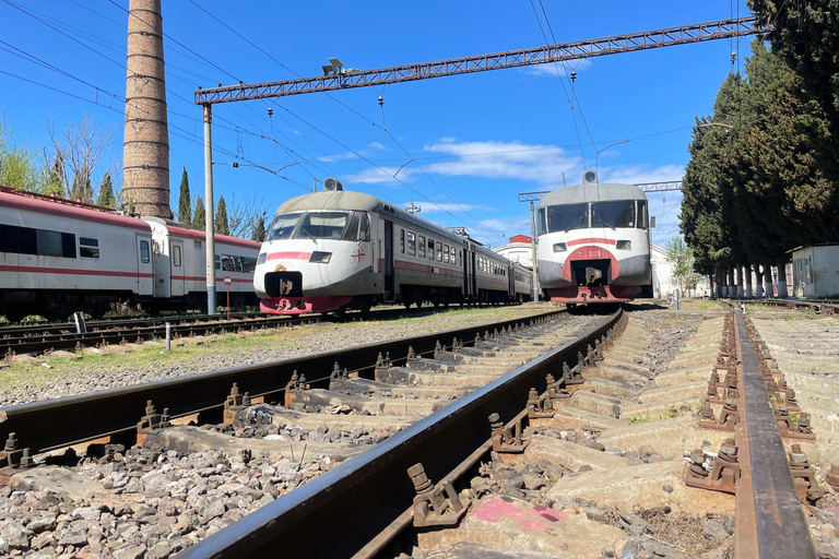 تبليسي: أسرار مترو الأنفاق والسكك الحديدية - جولة إرشادية