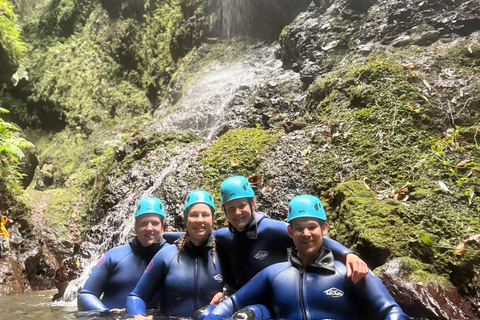 Madeira: Seixal Canyoning Level 3 Adventure