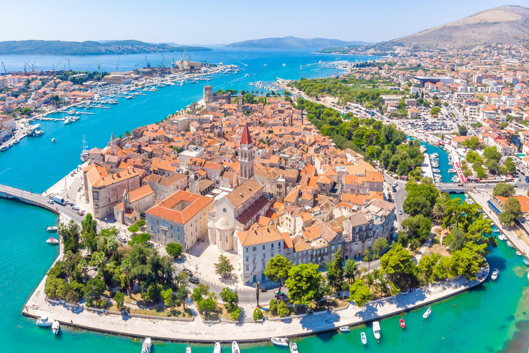 Split: Trogir Walking Tour, Blue Lagoon & Shipwreck Cruise Split: Trogir, Shipwreck & Trogir Boat Tour with Food/Drinks