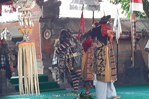 Bali: Barong Tanz und Weihwassertempel Tour mit Transfer