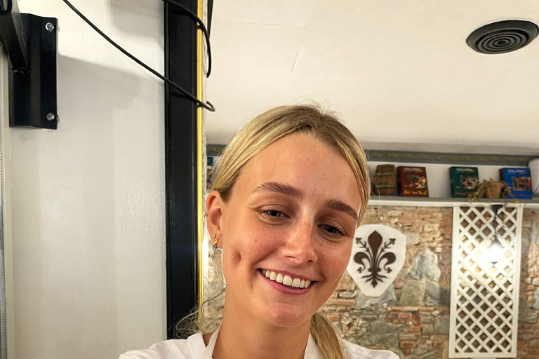 佛罗伦萨：意面制作课程，含晚餐、葡萄酒和... 唱歌！佛罗伦萨：意面制作课程，含晚餐、葡萄酒...还有歌唱！