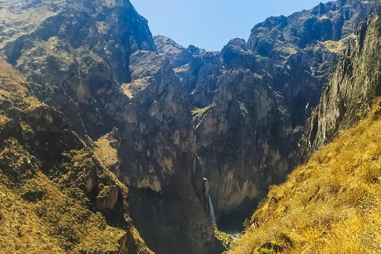 Arequipa: Huaruro Waterfall & Colca Canyon Trekking - 4 Days