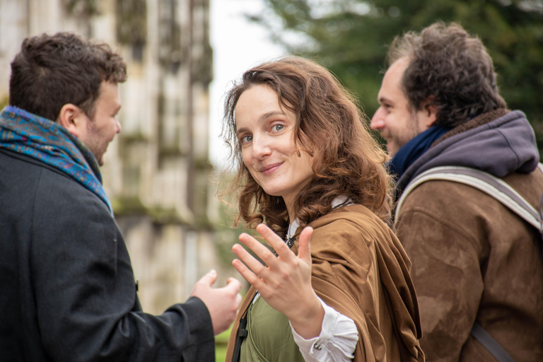 Walking tour with an Actor-Guide: Rouen with Joan of Arc Italian Shared Tour : 15 people maximum