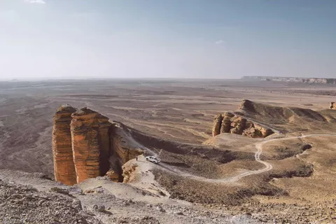 Von Riyadh aus: Tagestour Tuwaiq-Gebirge und Najd-Plateau