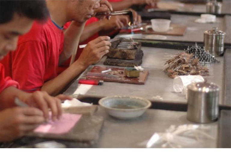 Yogyakarta : Cours de fabrication de bijoux en argent d&#039;une heure et demie