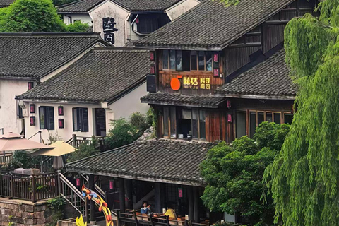 Hangzhou Private Day Tour: Lingyin Temple & Canal Waterbus