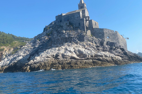 Portovenere & Lerici tour by van from Lucca, Pisa, La Spezia Portovenere & Lerici tour (9-15 people)