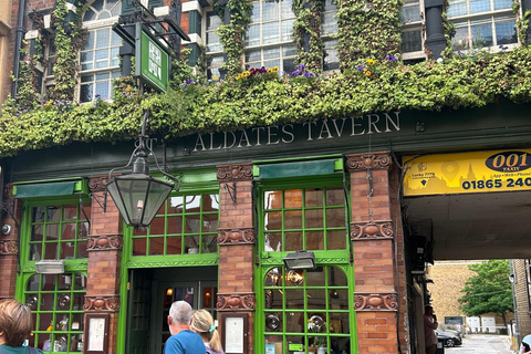 Oxford Pub Tour: Historic Pubs and Local Brews