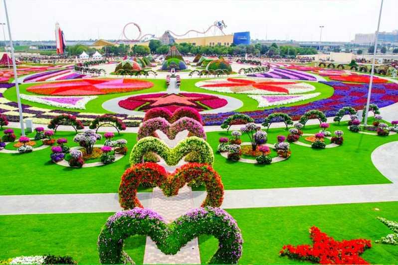 Dubai: Traslados al Jardín de los Milagros con tickets de entrada opcionales