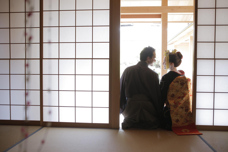 Kyoto kiyomizu Tempel : Maiko en Samurai paar fotoshoot