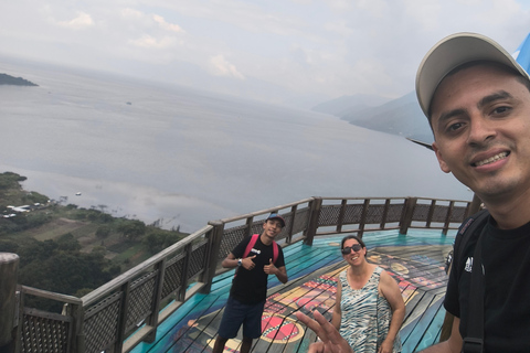 Desde Ciudad de Guatemala: Navegacion en Lago Atitlán y Visita a Iximché