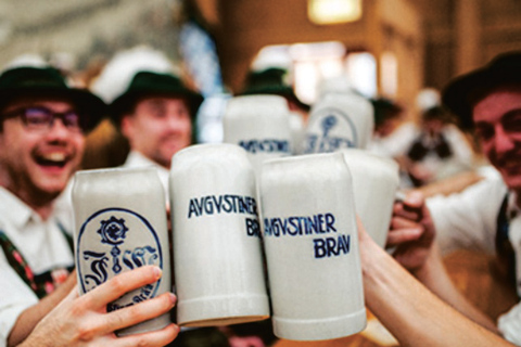 Munich: Oktoberfest Opening Weekend Tour & Guaranteed Seats