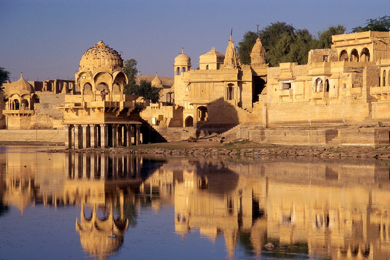 De Jaipur: Tour particular pelo Taj Mahal e Forte de AgraViagem de 1 dia saindo de Jaipur - Carro, motorista e guia que fala inglês