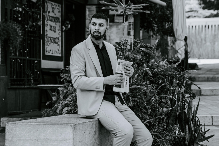 Santiago de Compostela: Photo Session with Retouching