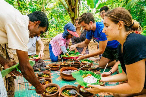 Colombo/Negombo: Day Trip to Pidurangala with Village Tour Pidurangala Day tour (Transport Only)