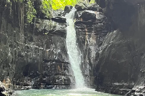 From Manila: Pagsangjan Falls and Hidden Valley Day Trip