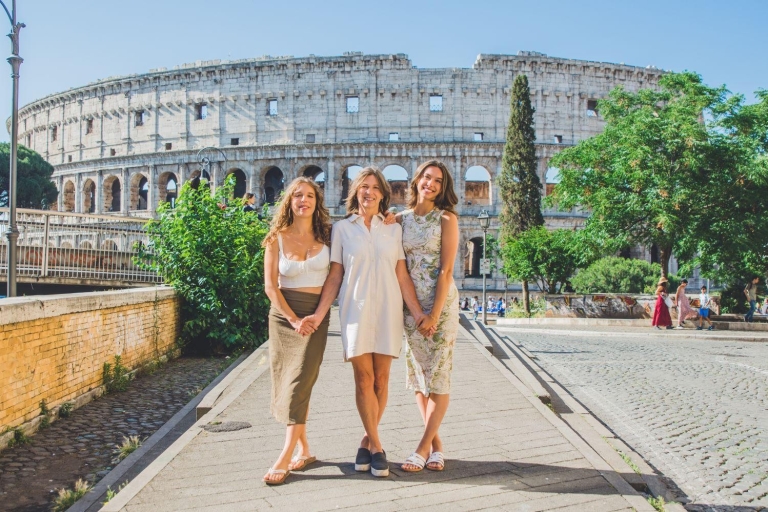 Rome: professionele fotoshoot buiten het ColosseumPremium Pakket: 30-50 Foto's