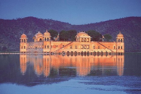 Experience Jaipur with Evening Tour by Car Including Dinner Experience Jaipur Evening Tour by open jeep without Dinner
