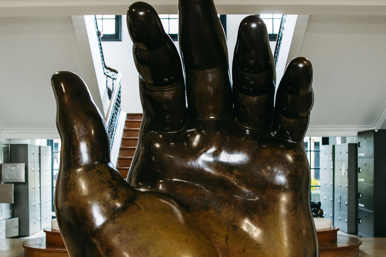 Bogotá: Private Art Tour, MAMBO, Botero, San Felipe District Art & Design Tour with Guide, Tickets & Private Transport