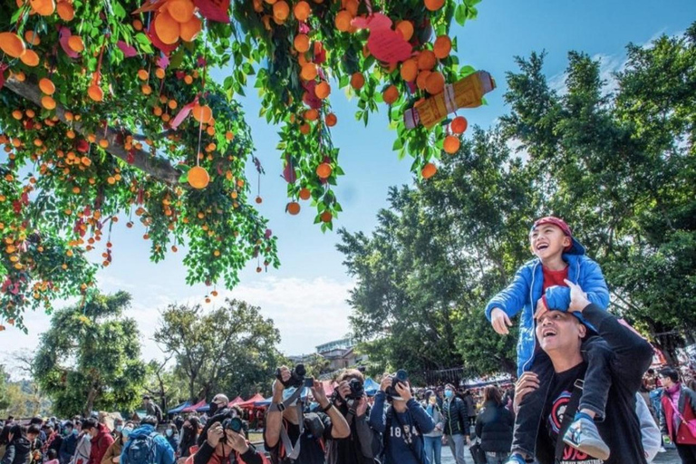 Hong Kong: Chinese New Year Tour with Parade Show and Dinner Early Bird Chinese New Year Tour with Parade Show and Dinner