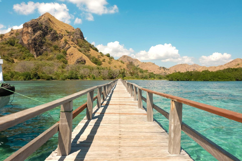Labuan Bajo: Sunset Tour by Speedboat