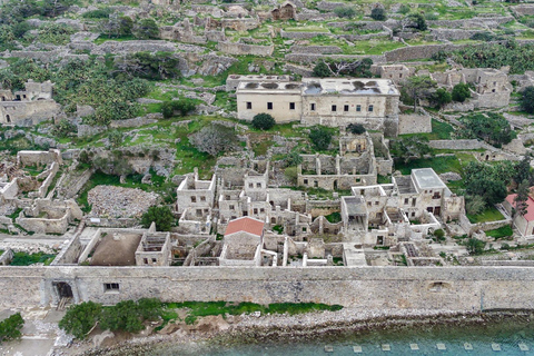 Mini-croisière : île de Spinalonga, grottes des pirates et plages cachéesMinicroisière : L'île de Spinalonga, les grottes des pirates et les plages cachées