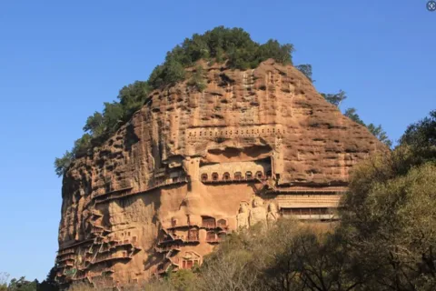 Сиань: Однодневная поездка на поезде-пуле Майджи (Maiji Grottoes & Fuxi Temple)