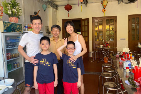 Hoi An Street Food Tour by Motorbike