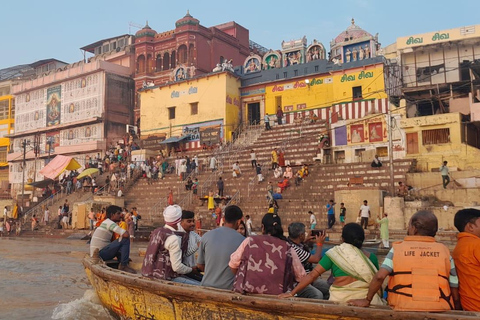 Varanasi: 2 Tage private Varanasi Tour mit Guide und Hotel